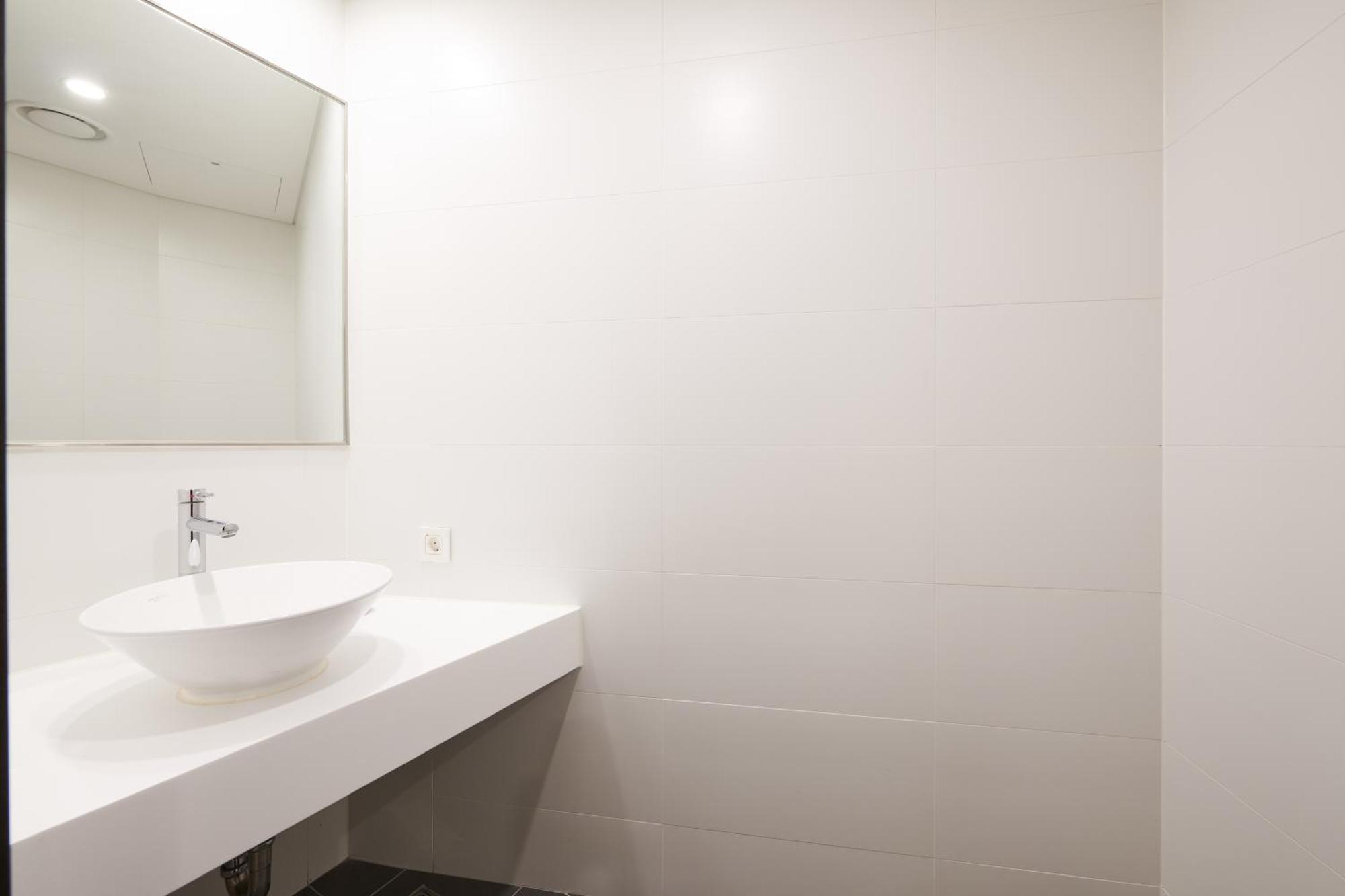 Hébergement Lits Jumeaux Standard avec Petit-Déjeuner Gratuit - Offre Limitée à 5 Chambres par Jour