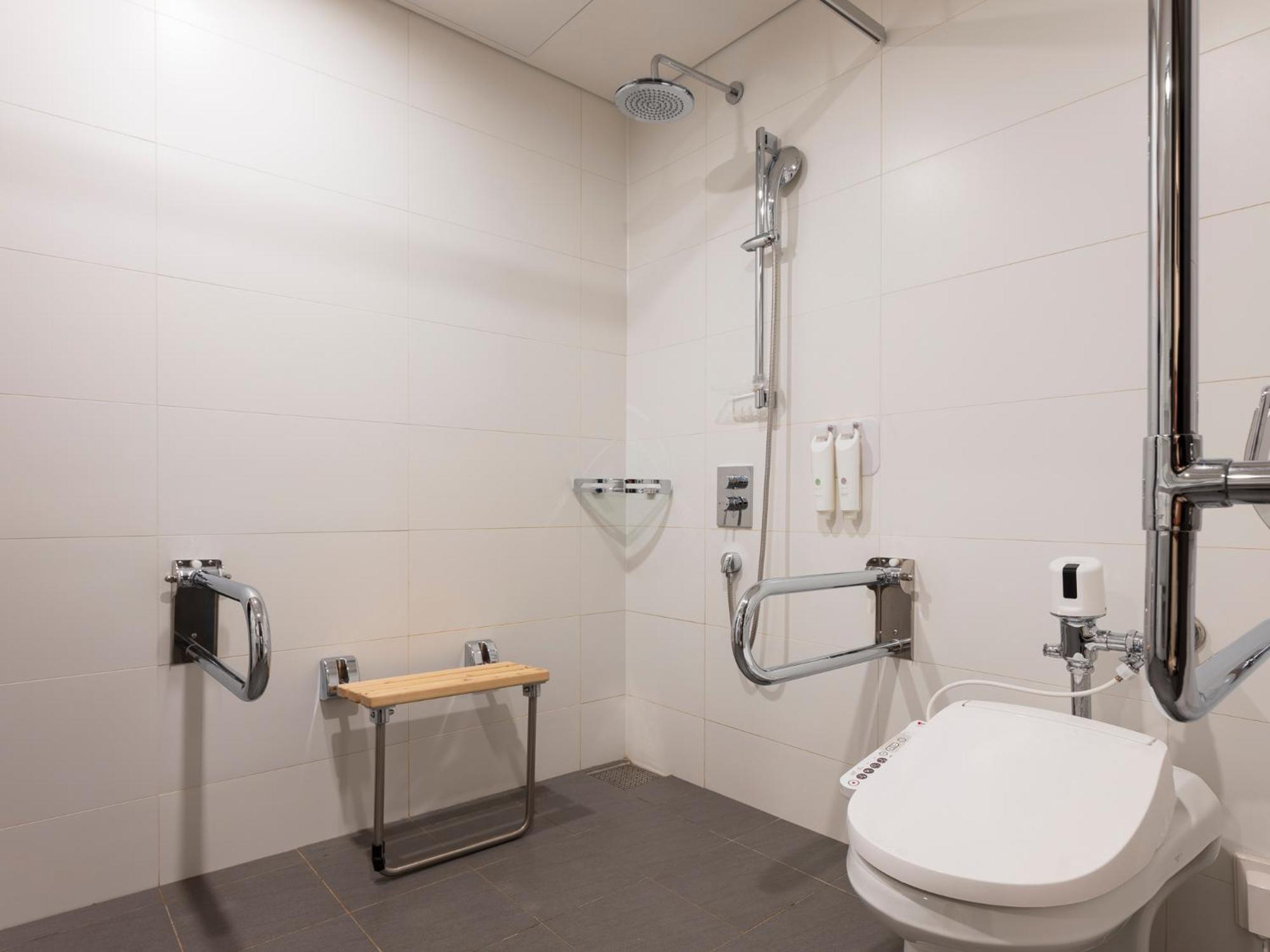 Chambre Double accessible aux Personnes à Mobilité Réduite