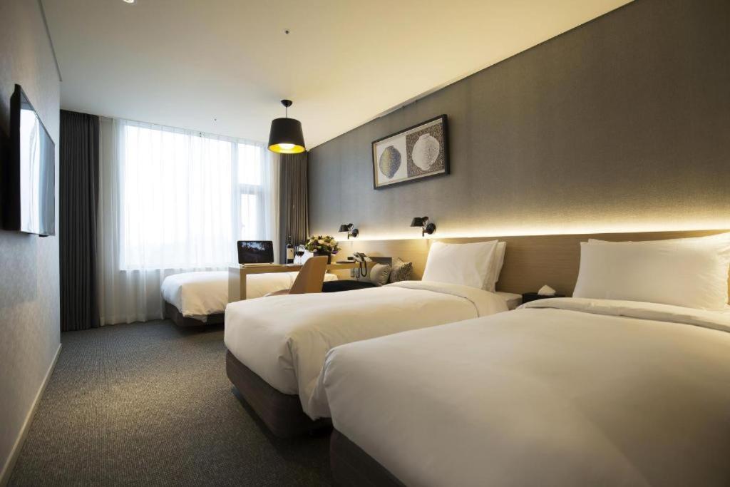 Deluxe Triple Room,219126824:JPEG