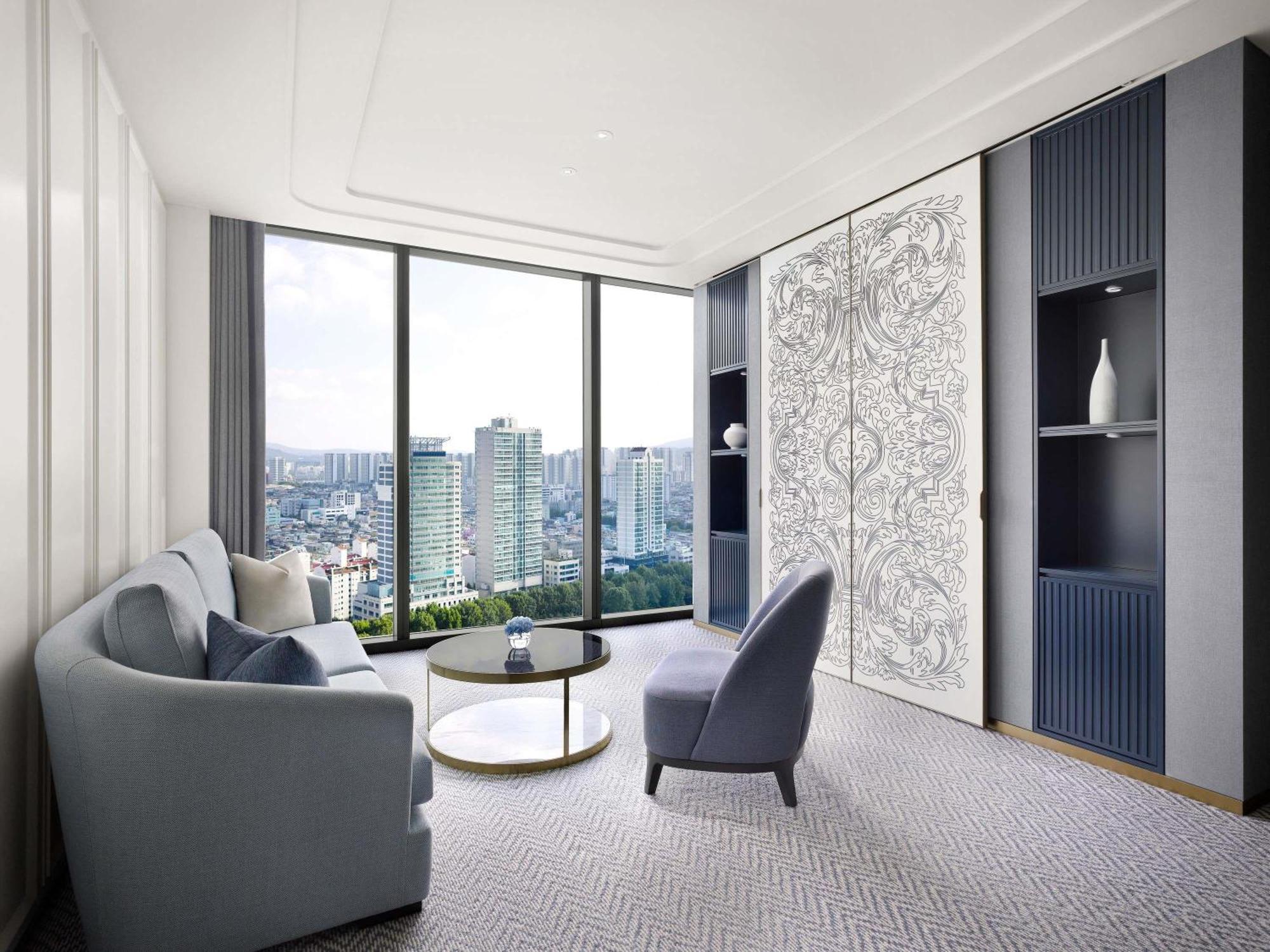 Suite Prestige avec Accès Club Millésime, 1 Lit King Size, Vue Lac