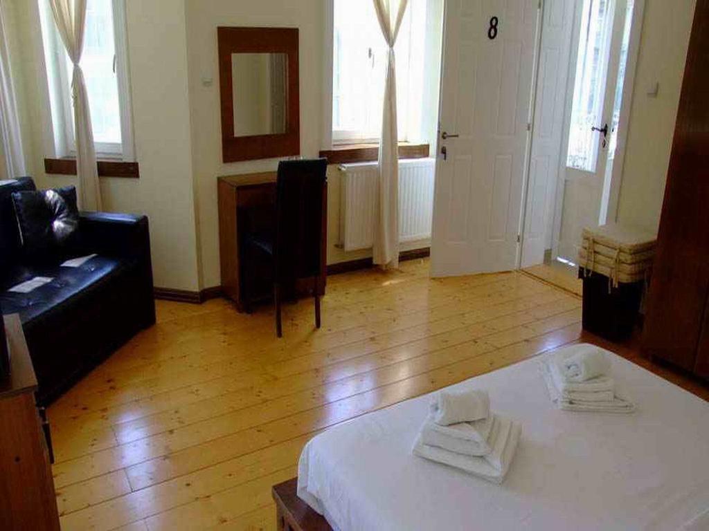 Twin Room with Kitchenette,1549297330:JPEG